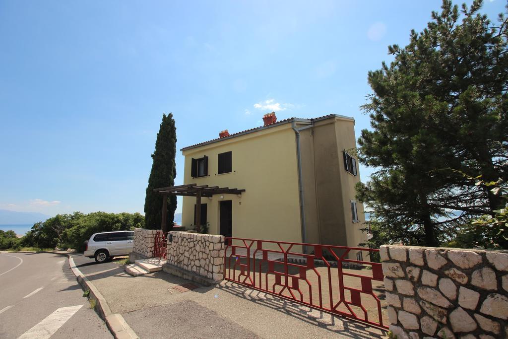 Apartments Nikola Нови-Винодолски Экстерьер фото